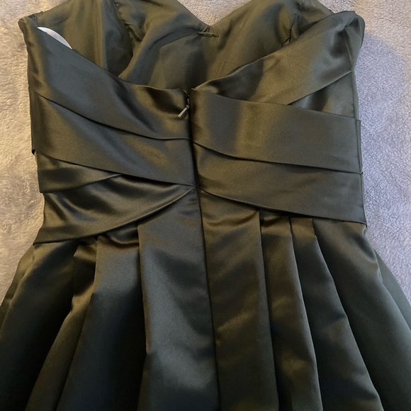 David’s Bridal Formal Dress - Picture 7 of 12